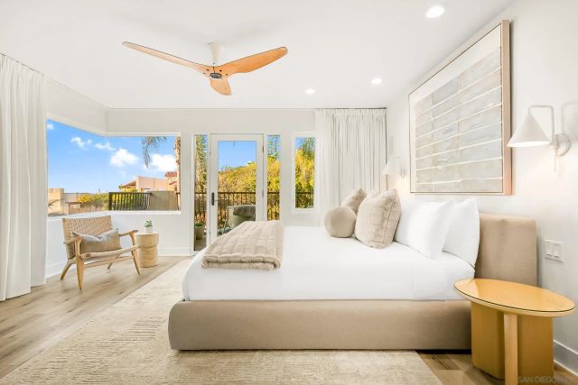 229 Bonair St, La Jolla, CA 92037