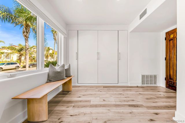 229 Bonair St, La Jolla, CA 92037