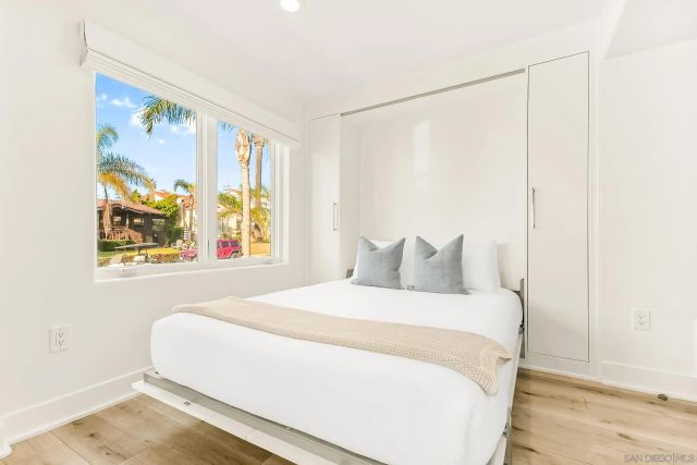 229 Bonair St, La Jolla, CA 92037