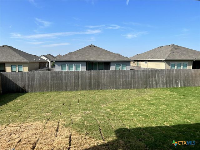 10211 Six Shooter Lane, Temple, TX 76502