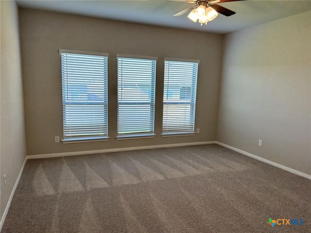 10211 Six Shooter Lane, Temple, TX 76502