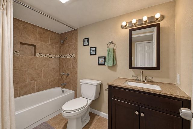 4850 Raven Ridge Drive, Houston, TX 77053