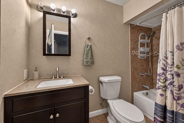 4850 Raven Ridge Drive, Houston, TX 77053