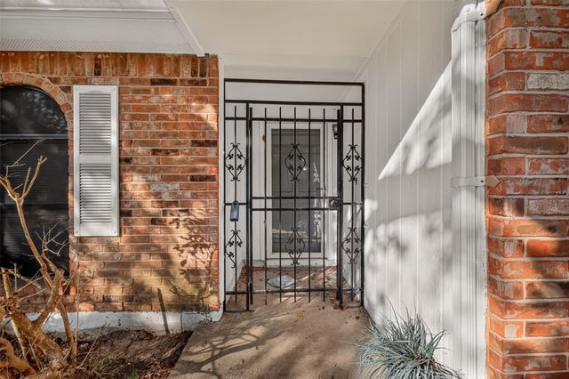 4850 Raven Ridge Drive, Houston, TX 77053