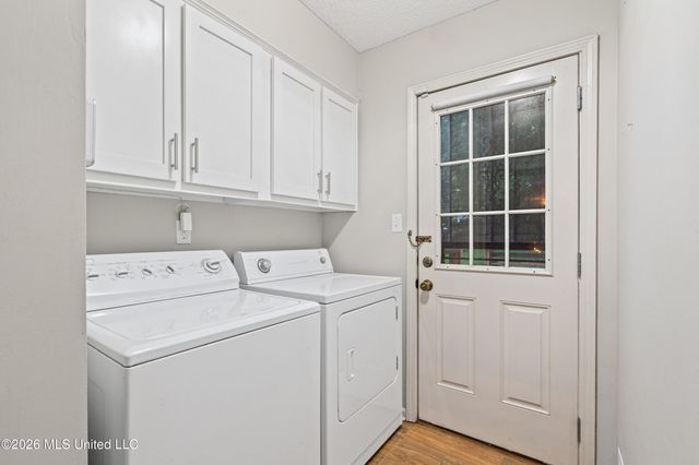 539 N Lake Shore Drive, Southaven, MS 38671
