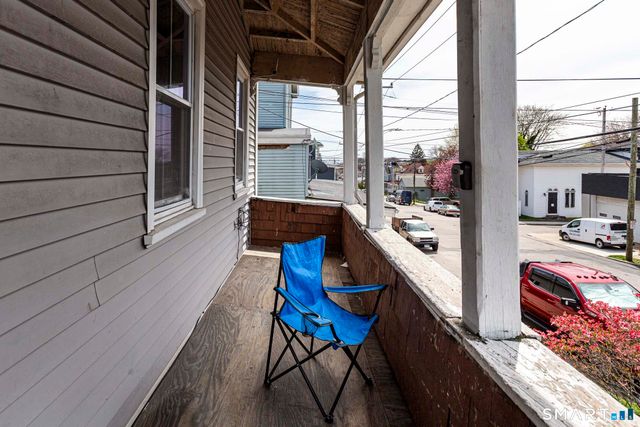 71 Blackhall Street, New London, CT 06320