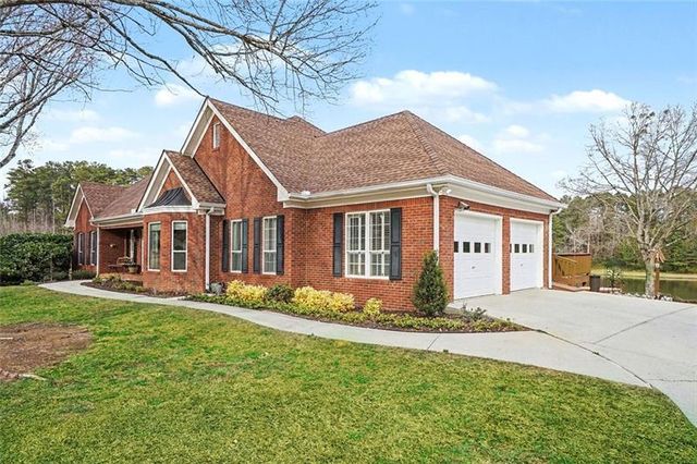 2741 Bonds Lake Road NW, Conyers, GA 30012