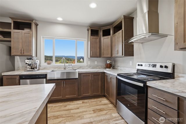 524 Sunny Meadows Drive, Cle Elum, WA 98922