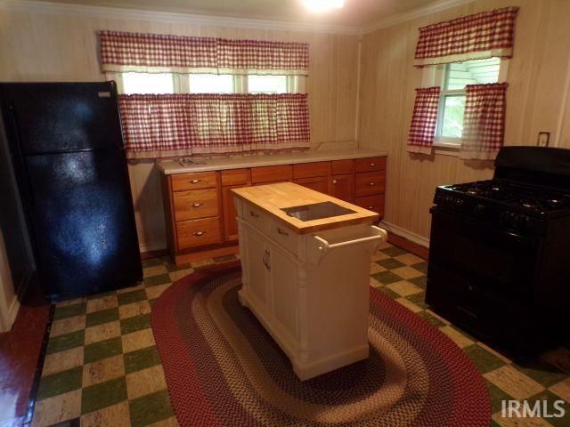 504 S Walnut Street, Hartford City, IN 47348