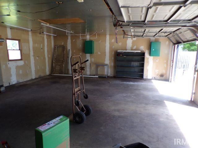 504 S Walnut Street, Hartford City, IN 47348
