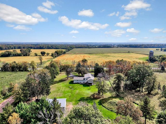 31740 Redwing Avenue, Shafer Twp, MN 55074