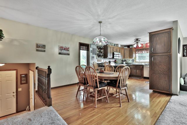 31740 Redwing Avenue, Shafer Twp, MN 55074