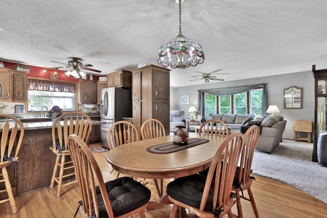 31740 Redwing Avenue, Shafer Twp, MN 55074