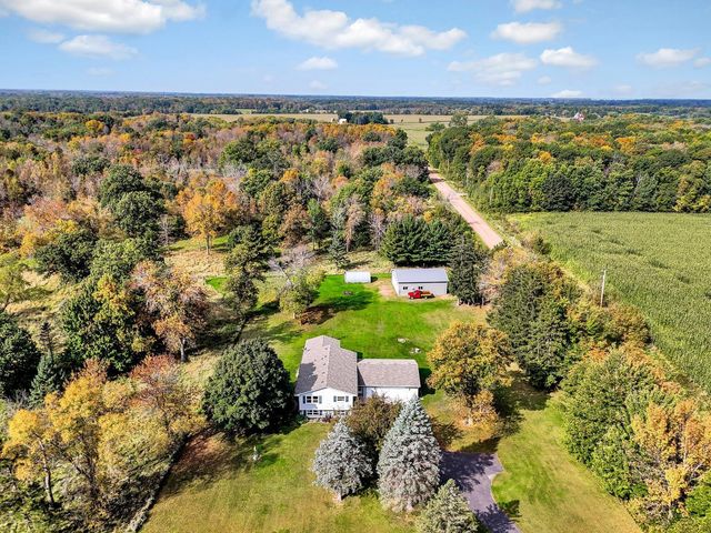 31740 Redwing Avenue, Shafer Twp, MN 55074