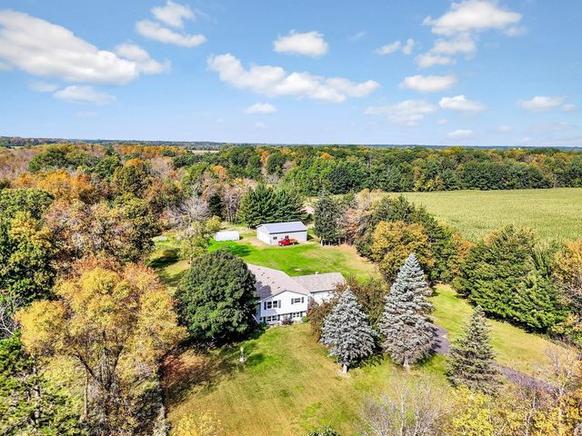 31740 Redwing Avenue, Shafer Twp, MN 55074
