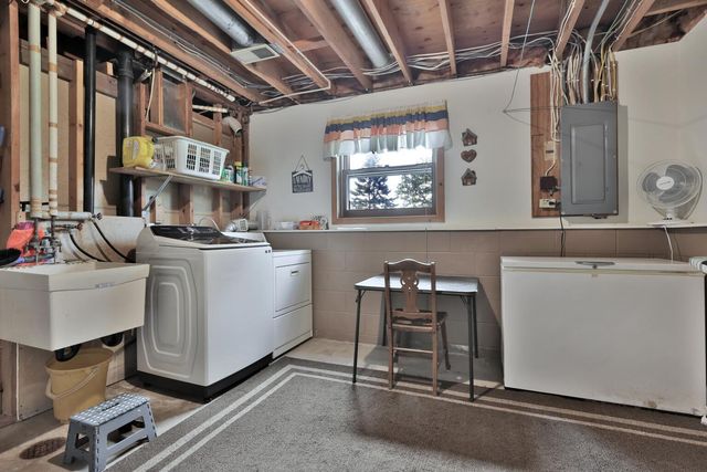 31740 Redwing Avenue, Shafer Twp, MN 55074