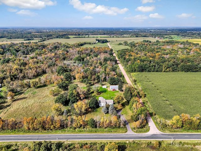 31740 Redwing Avenue, Shafer Twp, MN 55074