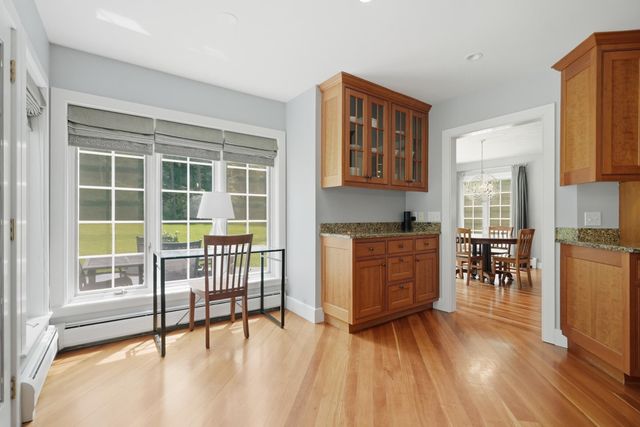 305 Westview Drive, Shelburne, VT 05482