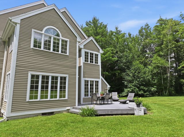 305 Westview Drive, Shelburne, VT 05482