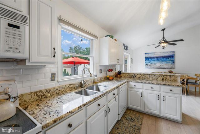 736 HICKMAN DR, Ocean View, DE 19970