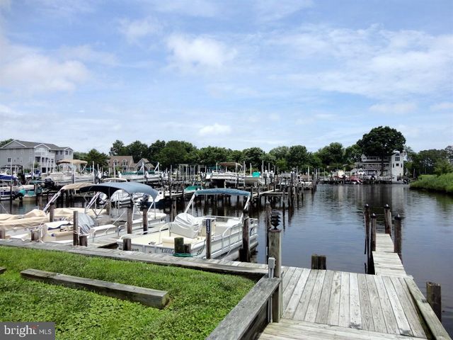 736 HICKMAN DR, Ocean View, DE 19970