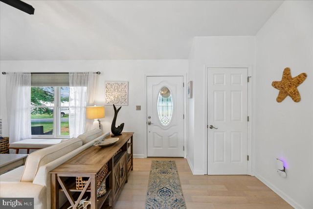 736 HICKMAN DR, Ocean View, DE 19970