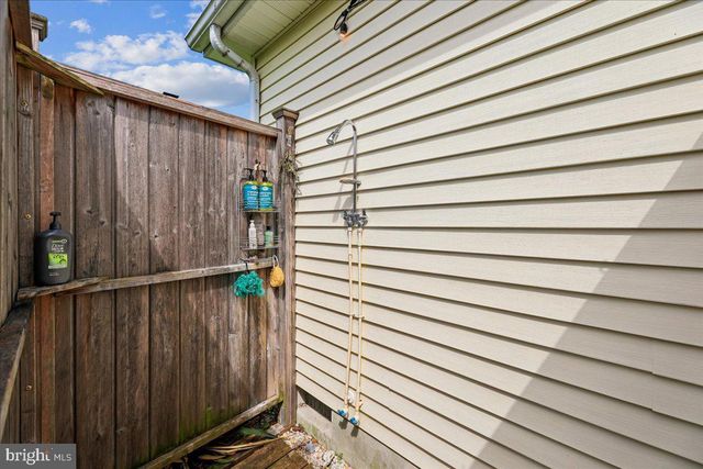 736 HICKMAN DR, Ocean View, DE 19970