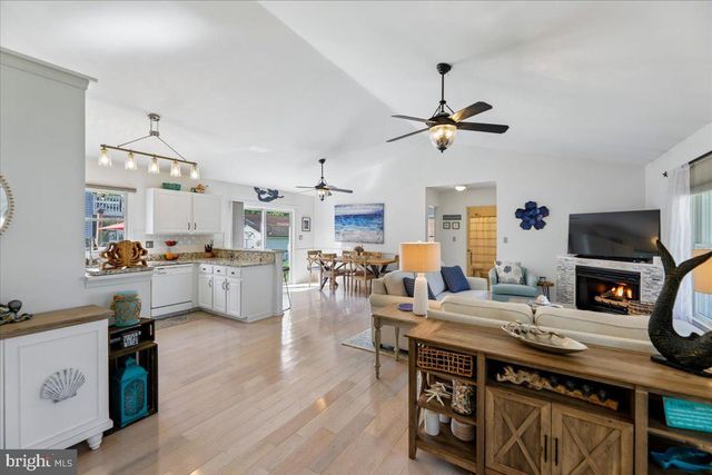 736 HICKMAN DR, Ocean View, DE 19970