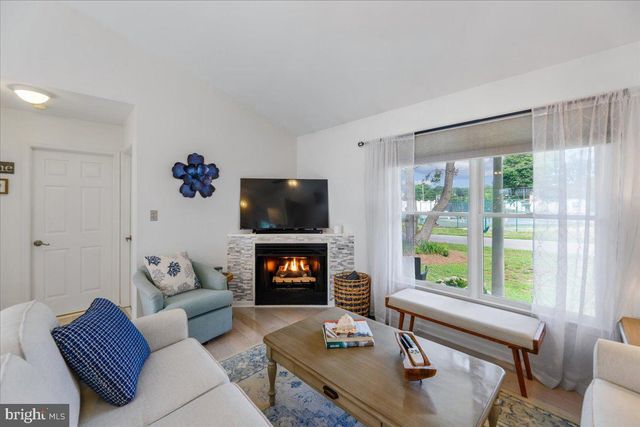 736 HICKMAN DR, Ocean View, DE 19970