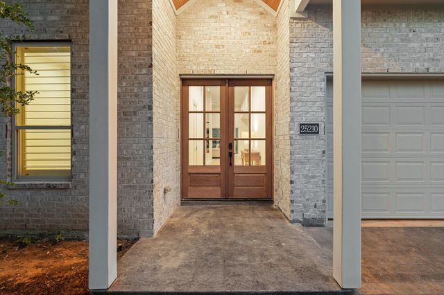 25210 Melanie Pointe, Tomball, TX 77375