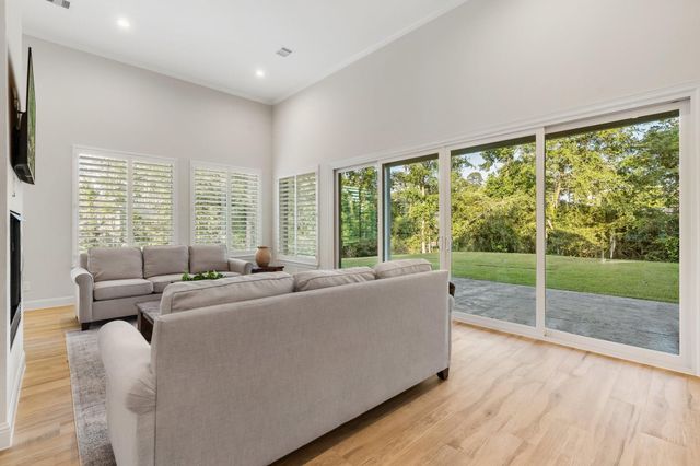 25210 Melanie Pointe, Tomball, TX 77375