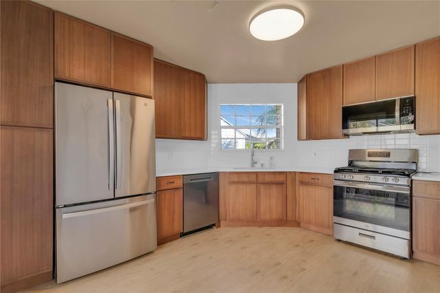1405 CRICKET COURT, Longwood, FL 32750