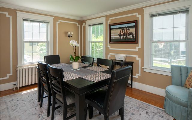 27 Red Cross Avenue, Newport, RI 02840