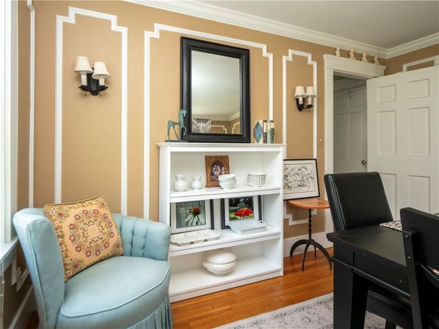 27 Red Cross Avenue, Newport, RI 02840