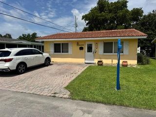 5403 NW 27th Ave, Tamarac, FL 33309