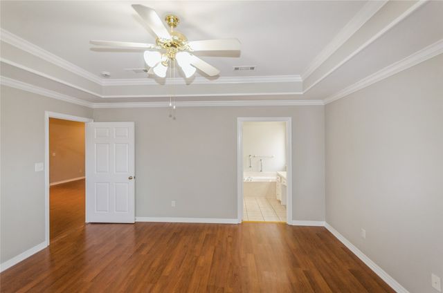 915 Cresthaven Drive 3, Cedar Hill, TX 75104