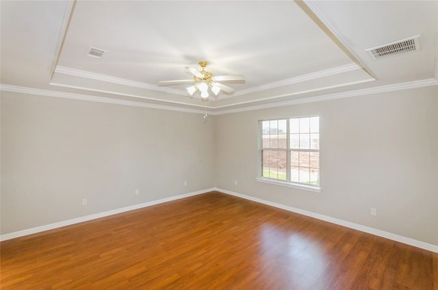 915 Cresthaven Drive 3, Cedar Hill, TX 75104