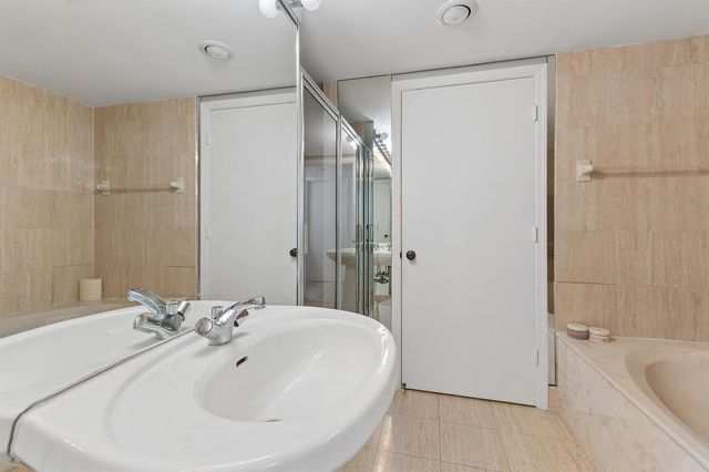 100 SE 5th Avenue 102, Boca Raton, FL 33432