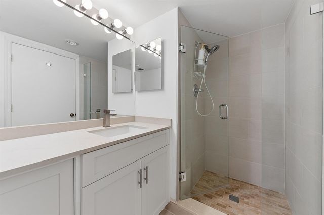 100 SE 5th Avenue 102, Boca Raton, FL 33432