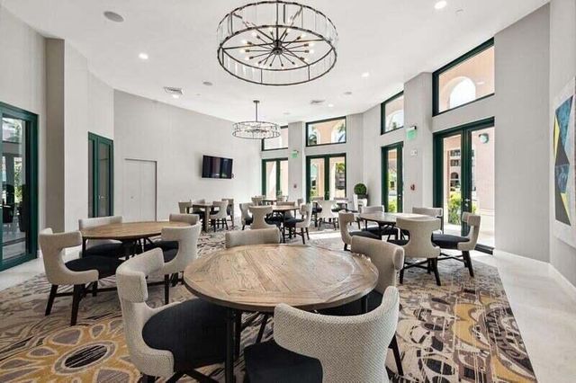 100 SE 5th Avenue 102, Boca Raton, FL 33432
