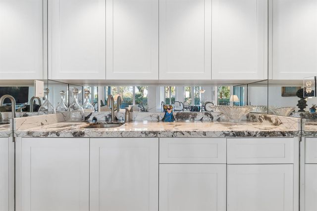 100 SE 5th Avenue 102, Boca Raton, FL 33432