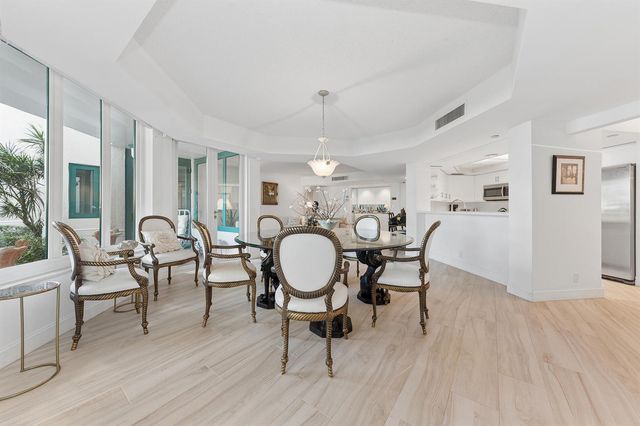 100 SE 5th Avenue 102, Boca Raton, FL 33432