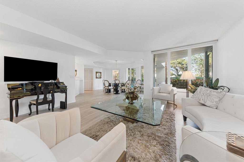 100 SE 5th Avenue 102, Boca Raton, FL 33432