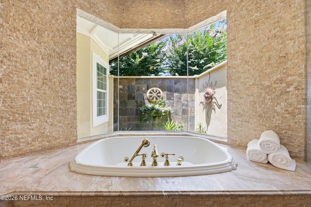 1160 REGISTRY Boulevard, St. Augustine, FL 32092
