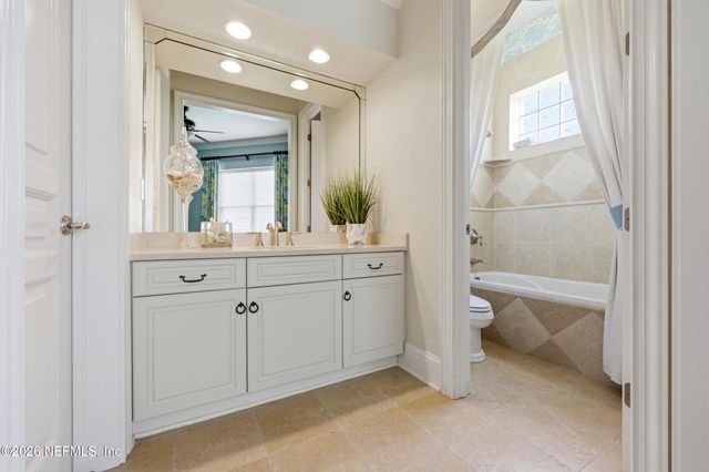 1160 REGISTRY Boulevard, St. Augustine, FL 32092