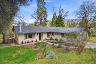 50047 Hangtree, Oakhurst, CA 93644