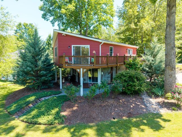 157 Sims Road, Hiawassee, GA 30546