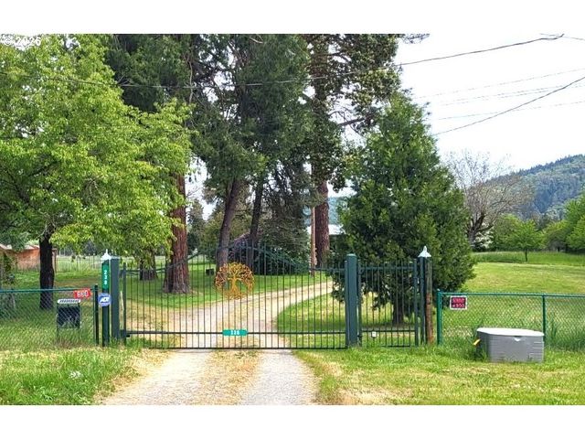 238 BALL Ln, Riddle, OR 97469