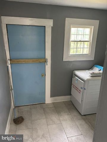 1279 EVERETT, Camden, NJ 08104