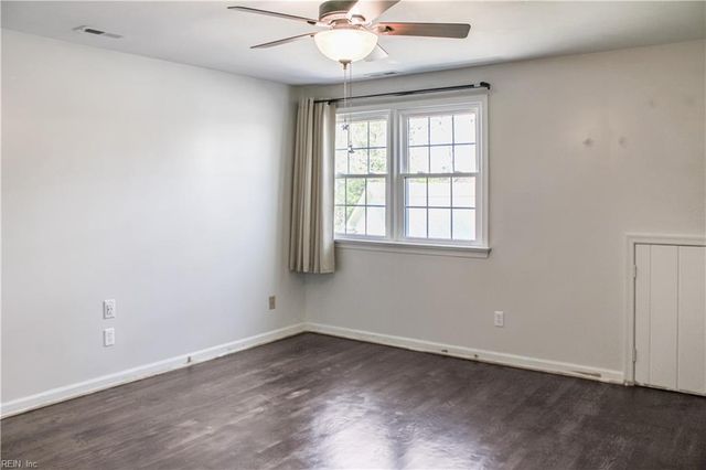 188 Corinthia DR, Newport News, VA 23608